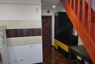Apartament tip mansarda ,situat la etajul 5 5 , compartimentat pe 2 niveluri -zona Nicolina - 2