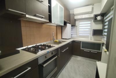 Apartament cu 3 camere decomandat în Central - 6