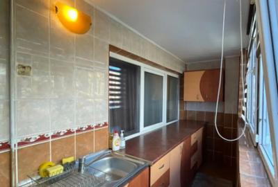 Apartament cu 2 camere decomandat în Valea Rosie - 4