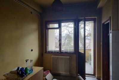 Apartament cu 4 camere decomandat în Central - 10