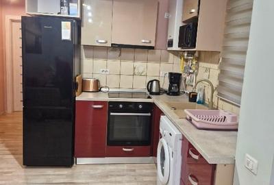 Apartament cu 3 camere semidecomandat, mobilat în Central - 4