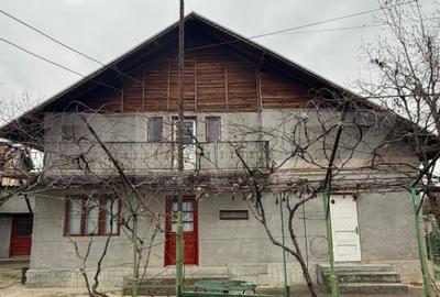 Casă cu 3 camere cu Teren 2745 Mp în Săcueni - 1