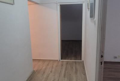 Apartament cu 4 camere decomandat în Drumul Taberei - 14