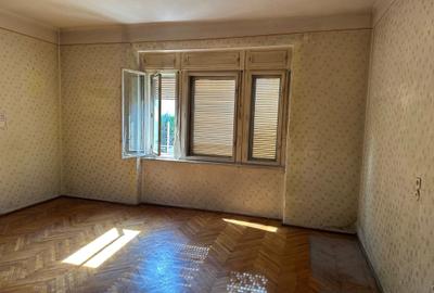 Apartament la casa 4 camere - 427 mp teren - zona str. Octavian Goga - 1
