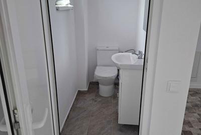Spațiu comercial, de 94 mp, în Central - 2
