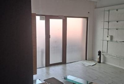 Birou, 28 mp în Obor - 3