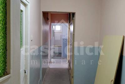Apartament cu 3 camere decomandat în Micro 20 - 3