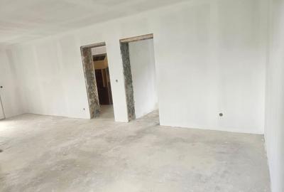 Lapusel, casa caramida - 2