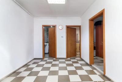 Spațiu comercial, de 59 mp, în Central
