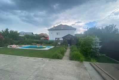 Casă cu 5 camere cu Teren 2401 Mp în Priboieni - 4