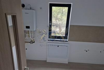 Apartament cu 2 camere decomandat în 13 Decembrie - 7