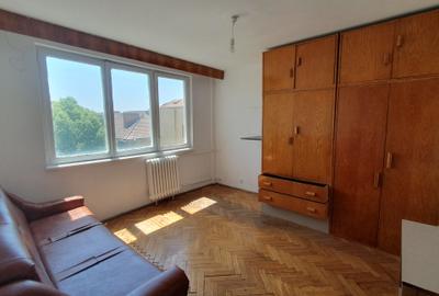 Apartament spatios cu potential de personalizare - 3