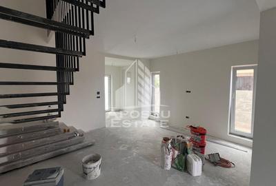 Duplex deosebit cu 4 camere si 2 bai, P + 1, predare la cheie, in Sag - 9
