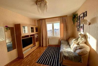 Apartament cu 3 camere decomandat în Berceni - 1