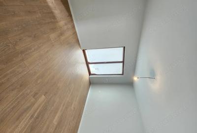 Casă cu 4 camere cu Teren 325 Mp în Moșnița Veche - 12