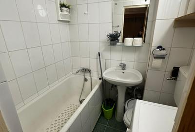 Apartament cu 2 camere decomandat în Berceni - 7