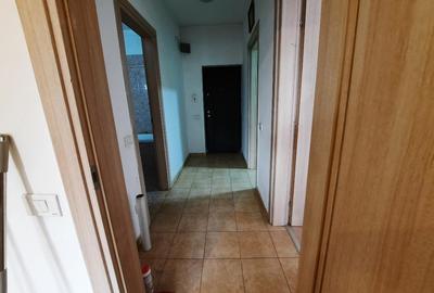 Apartament cu 2 camere decomandat în Berceni