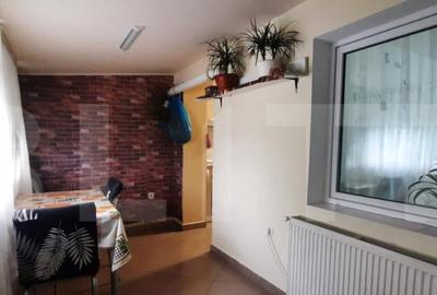 Apartament de vanzare, 86 mp, zona Micro 17 - 7