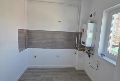 Apartament cu 2 camere decomandat în Baza 3 - 5
