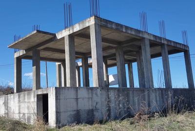 Teren de 3230 mp, în Vișani - 5