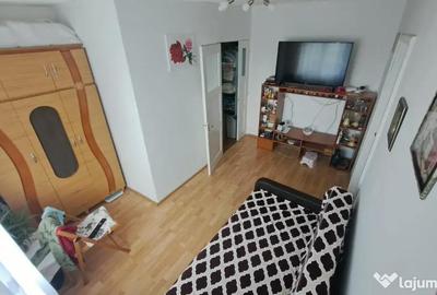 Apartament cu 3 camere semidecomandat în Central - 12
