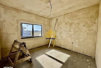 Casă cu 4 camere în Clinceni