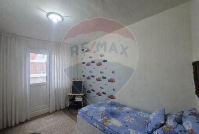 Apartament cu 4 camere decomandat în Cetate - 9