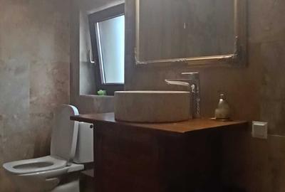 Casă cu 4 camere în Moșnița Veche - 4