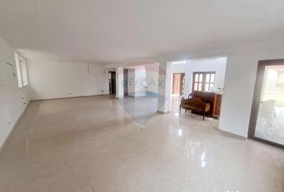 Casă cu 5 camere cu Teren 465 Mp în Dărmănești - 18