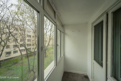 Apartament cu 3 camere decomandat, mobilat în Titan - 10