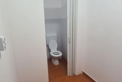 Spațiu comercial, de 29 mp, în Nord - 5