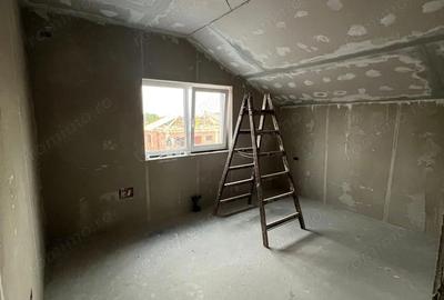 Casă cu 3 camere cu Teren 280 Mp în Bucovăț (Remetea Mare) - 7