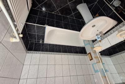 Chirie apartament 3 Camere situat in Micro 16 . Pe termen lung. - 2