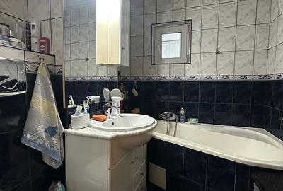 Apartament cu 3 camere decomandat în Cantacuzino - 6