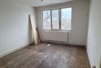 Apart 2 cam Pedagogic de renovat - 7