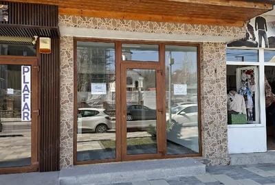 Spațiu comercial, de 60 mp, în Central - 3