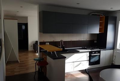 Apartament cu 3 camere semidecomandat în Aradului - 1