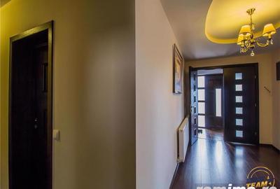 Rezidenta in eleganta prezentare, mobilata si utilata, 800 mp teren, Sanpetru, Brasov - 2