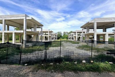 Teren Construcții intravilan de 3298 mp, în Odăi - 2