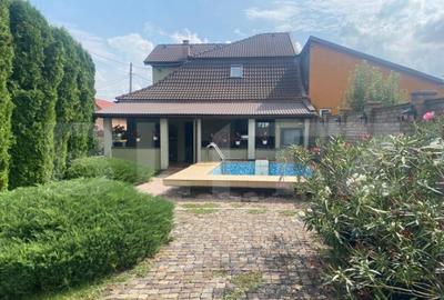 2 Casa de vanzare ,390 mp utili,555 mp teren, in Unirii - 2