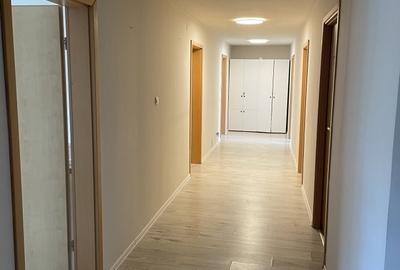 Lunei,casa multifunctionala. - 13