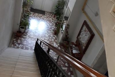 2 camere pe b-dul  Unirii, nemobilat, 440 euro 2 camere pe b-dul  Unirii, nemobilat, 440 euro - 9