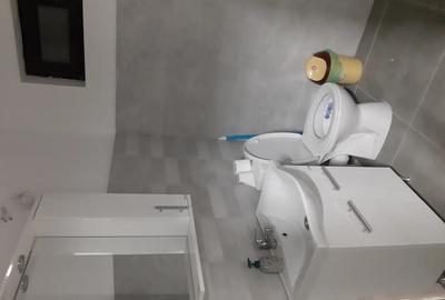 Spațiu comercial, de 80 mp, în Matca - 2