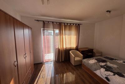 Garsonieră decomandată în Vest - 2