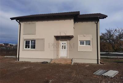 Casă individuală cu 5 camere cu Teren 503 Mp în Albina - 2