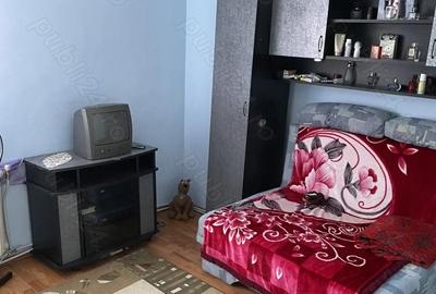 Apartament cu 4 camere decomandat în Central - 2