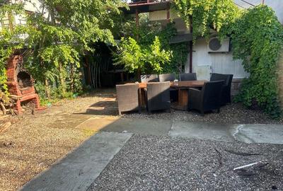 Casă cu 4 camere în Central - 3