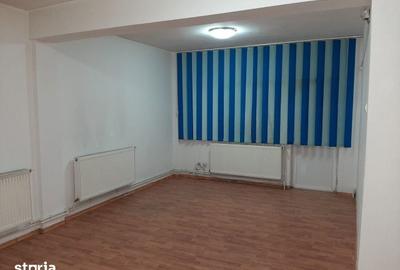 Spațiu comercial, de 24 mp, în 9 Mai