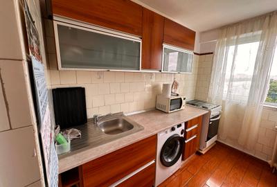 Apartament cu 2 camere decomandat în Mihai Bravu - 10
