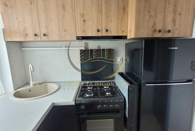 Garsonieră decomandată în Central - 3